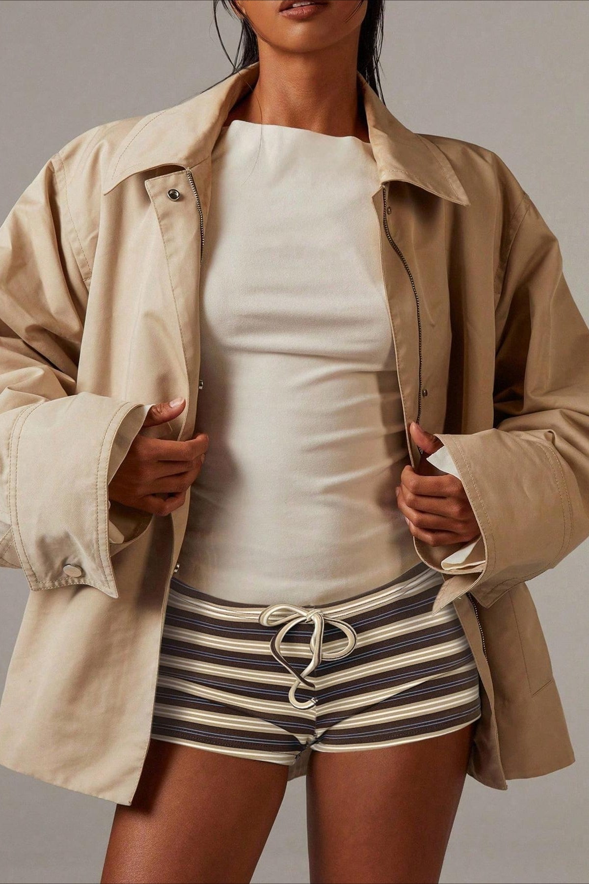 Shorts Malina a righe con coulisse e vita bassa
