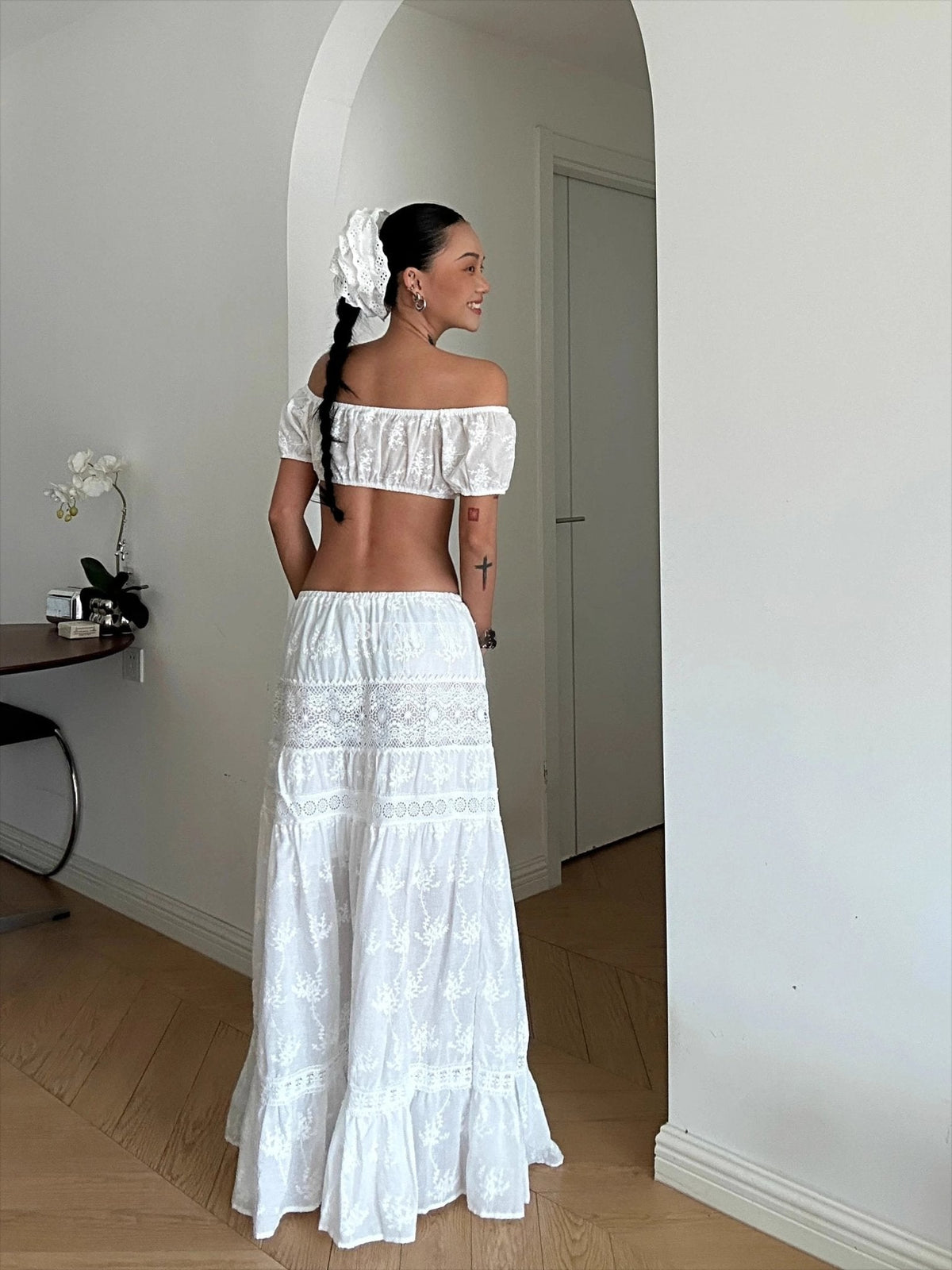 Completo boho con top corto e gonna lunga Margot
