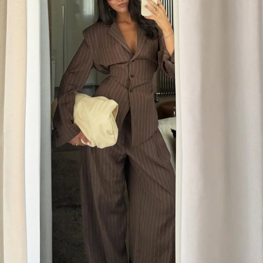 Tailleur pantalone gessato Melanie