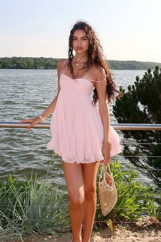 Abito corto in chiffon Mireille con spalle scoperte