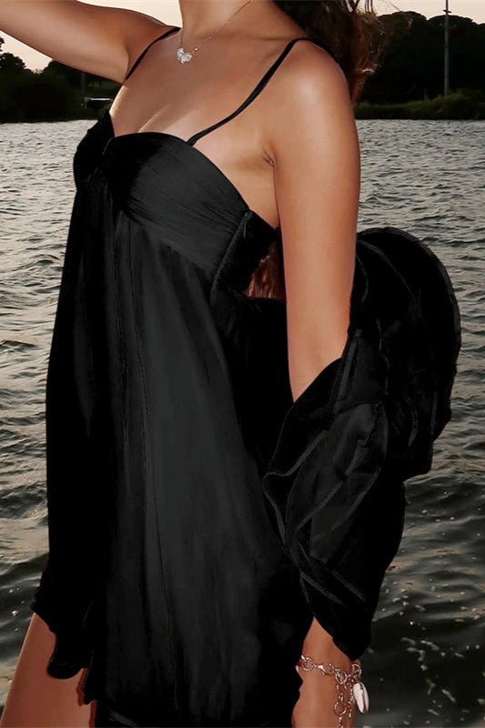 Abito corto in chiffon Mireille con spalle scoperte