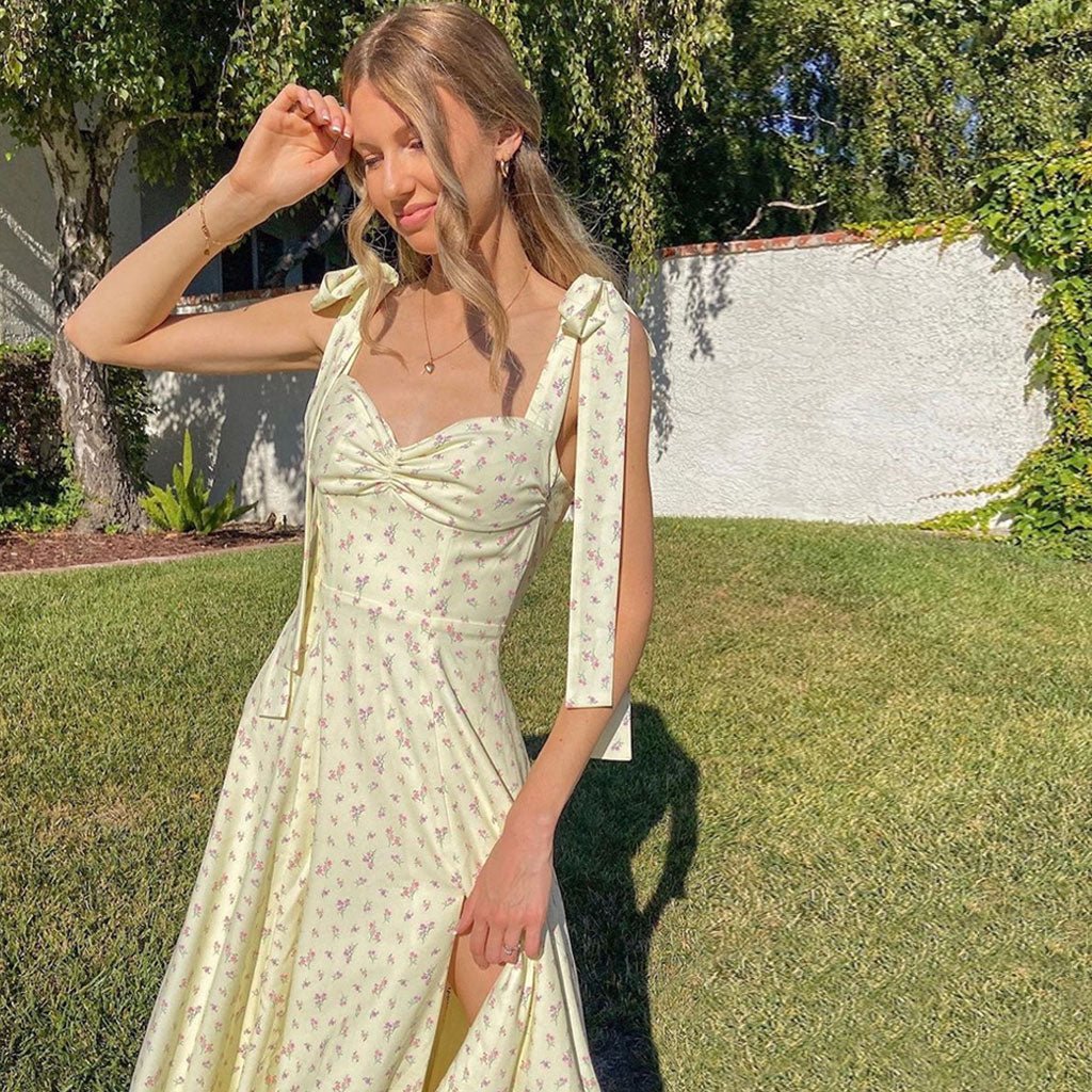 Abito midi floreale Natalie con spacco alto
