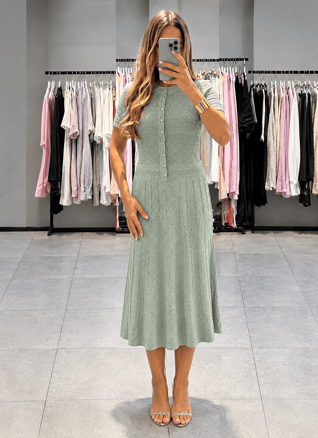 Abito midi Nicole in maglia con mezza abbottonatura