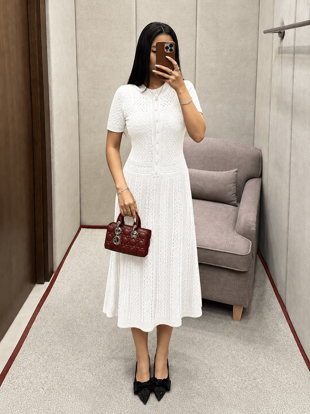 Abito midi Nicole in maglia con mezza abbottonatura