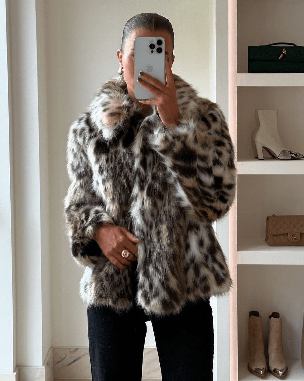 Cappotto in pelliccia sintetica leopardata Nora
