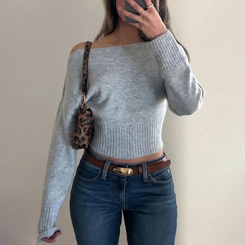 Maglione oversize con spalle scoperte