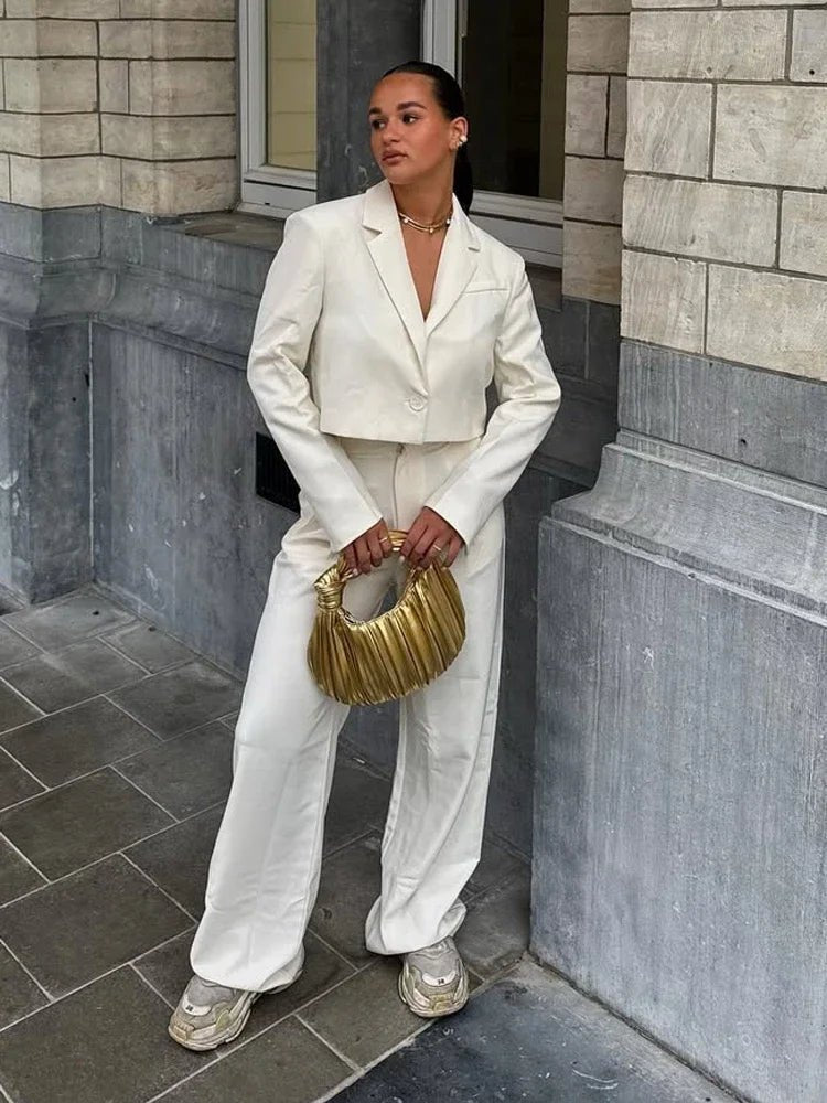 Giacca corta sartoriale imbottita Olga