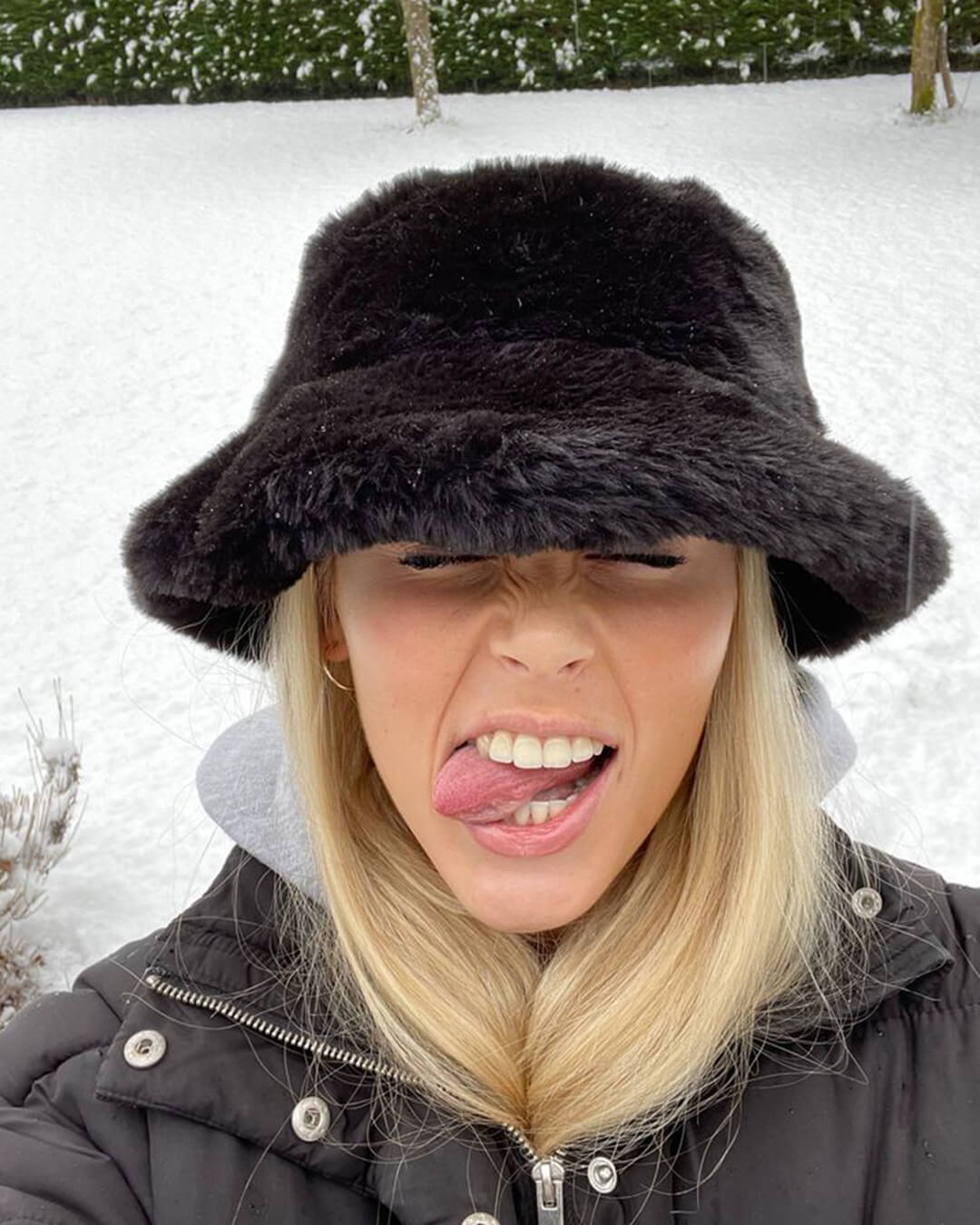 Cappello a secchiello peloso Pauleen