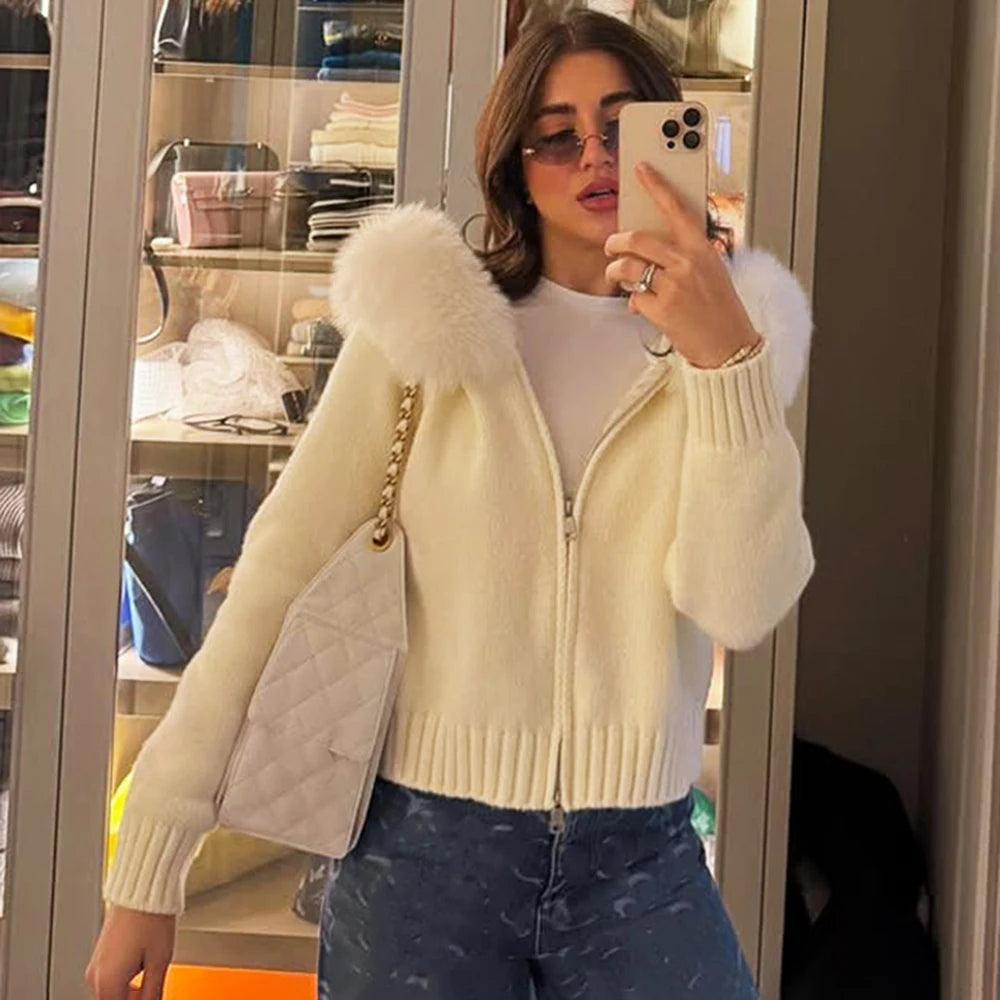Cardigan effetto peluche con zip