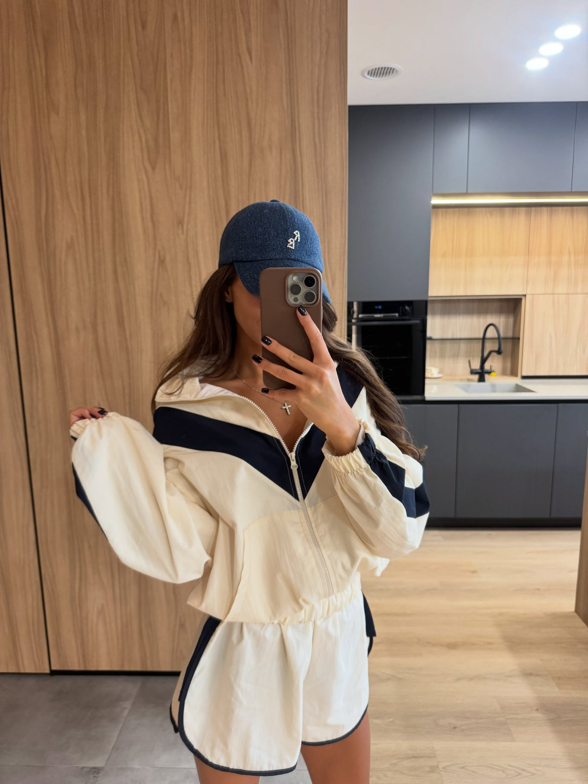 Giacca a vento Remi con motivo chevron