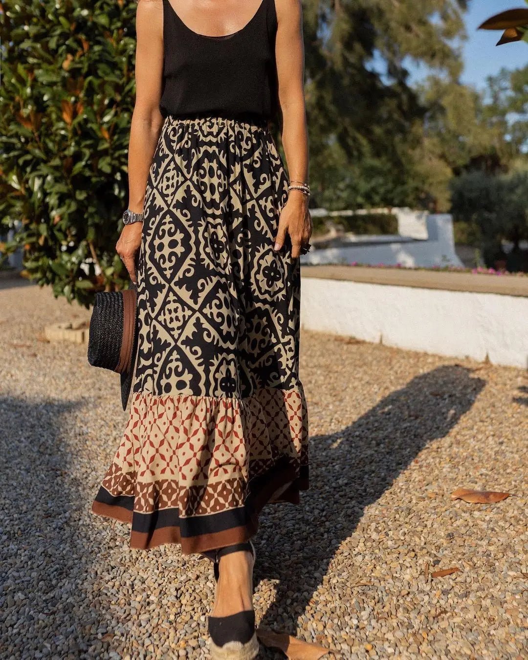 Gonna midi svasata Rhea in stile bohémien con stampa
