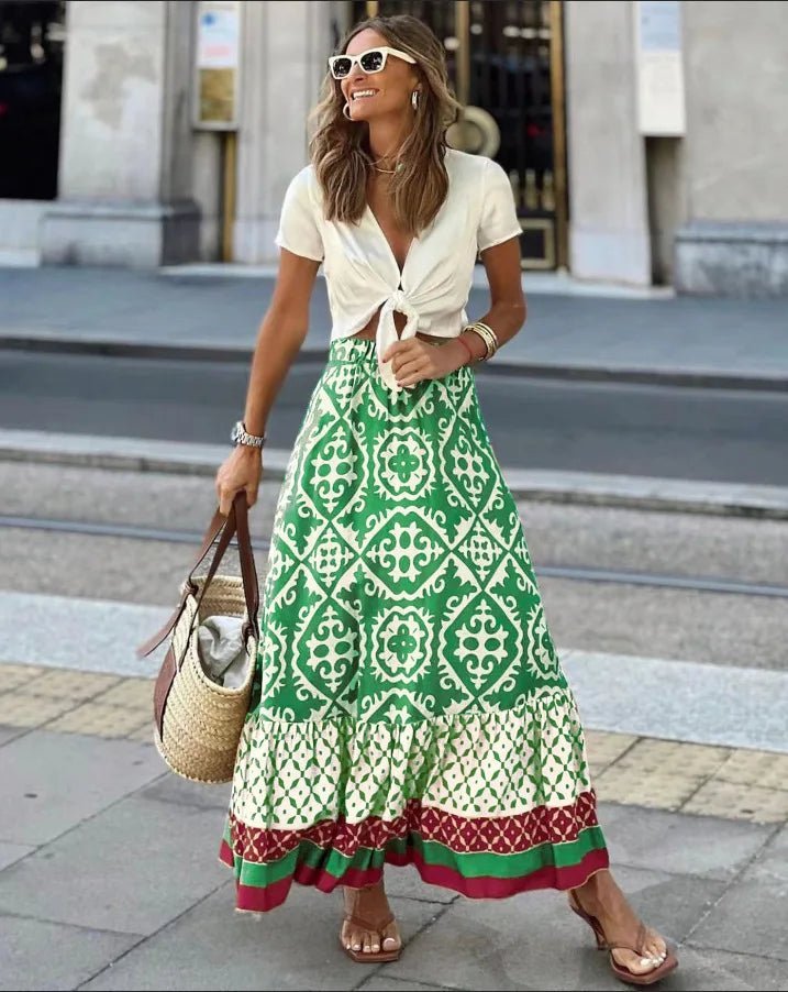 Gonna midi svasata Rhea in stile bohémien con stampa