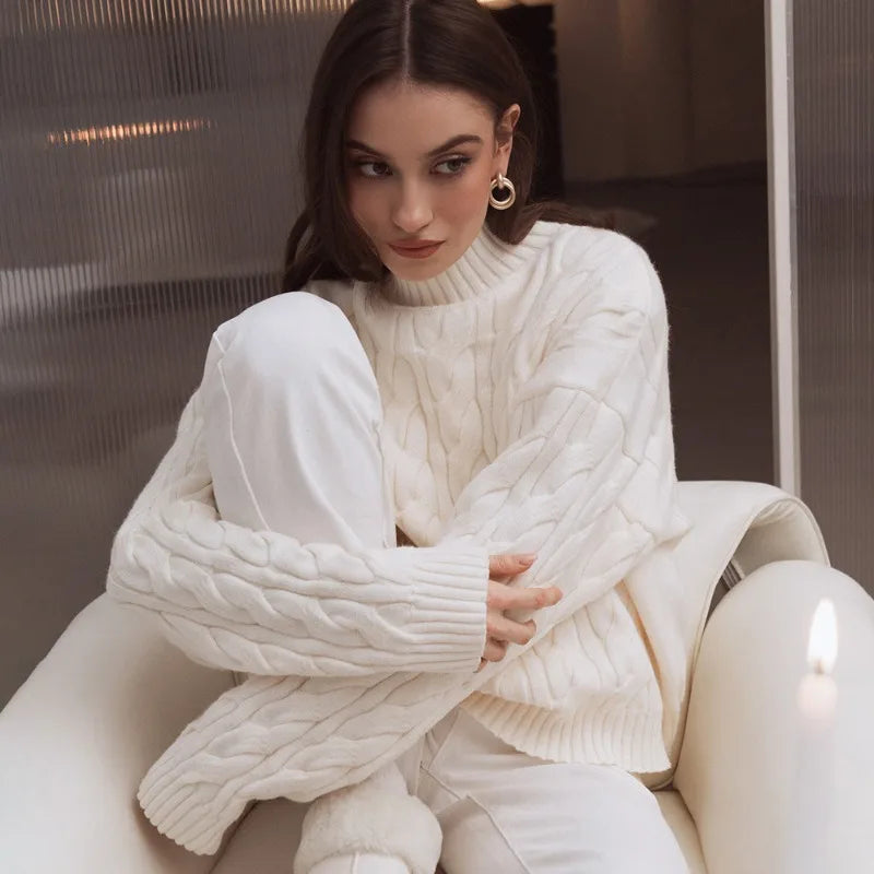 Maglione a trecce con collo alto Freja
