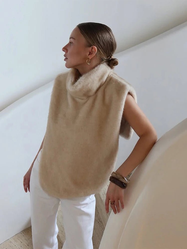 Gilet a collo alto in pelliccia sintetica Rina