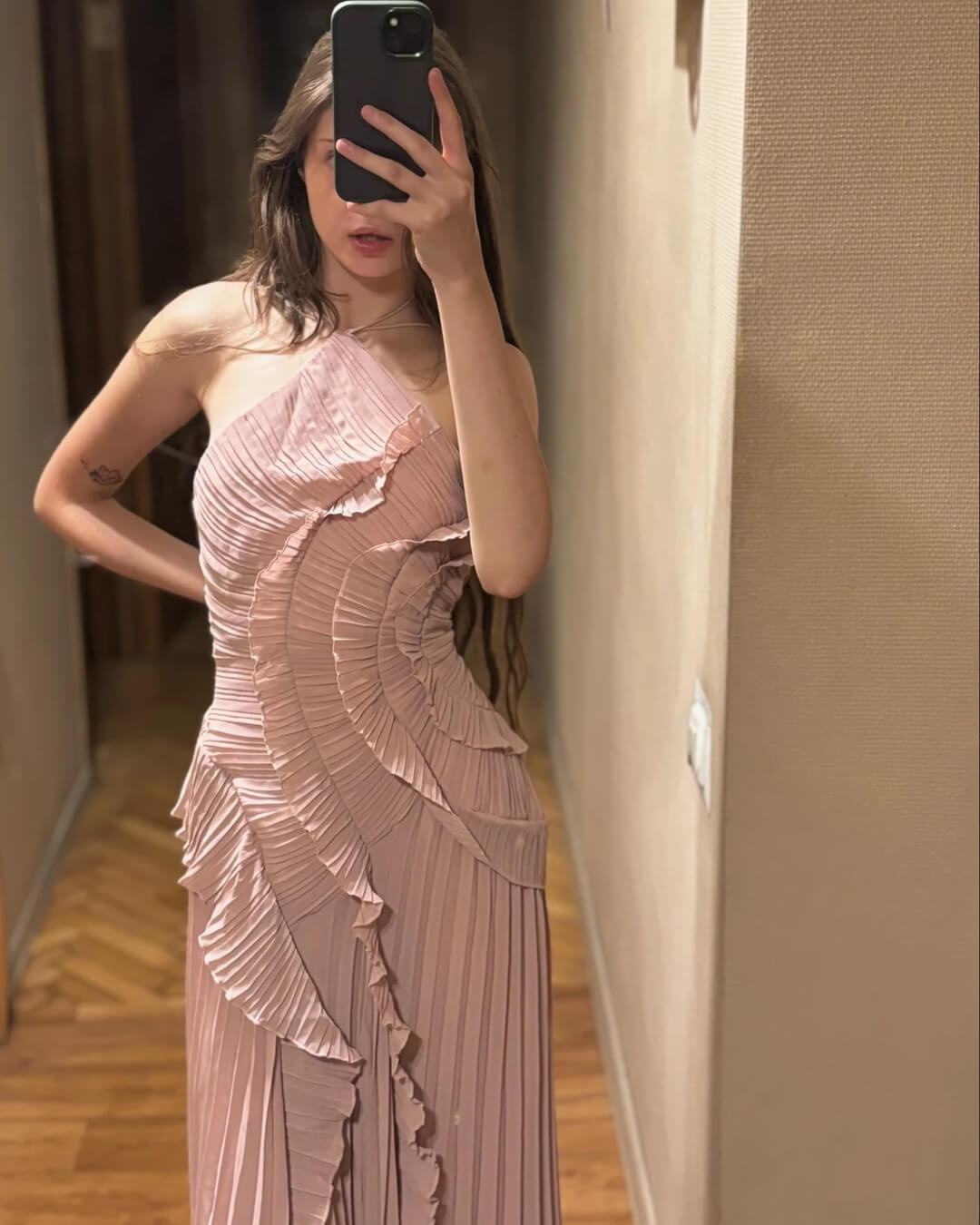Abito in tulle con volant Ruffa