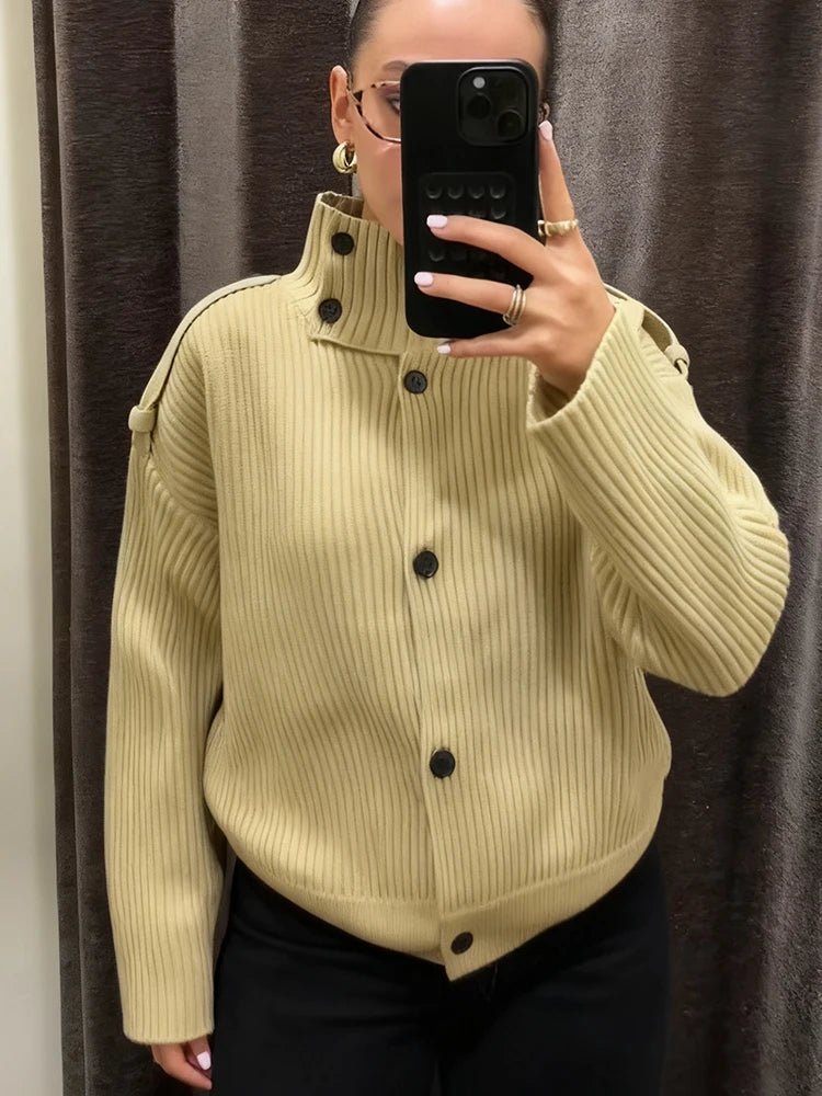 Sandra Cardigan in maglia con collo rialzato