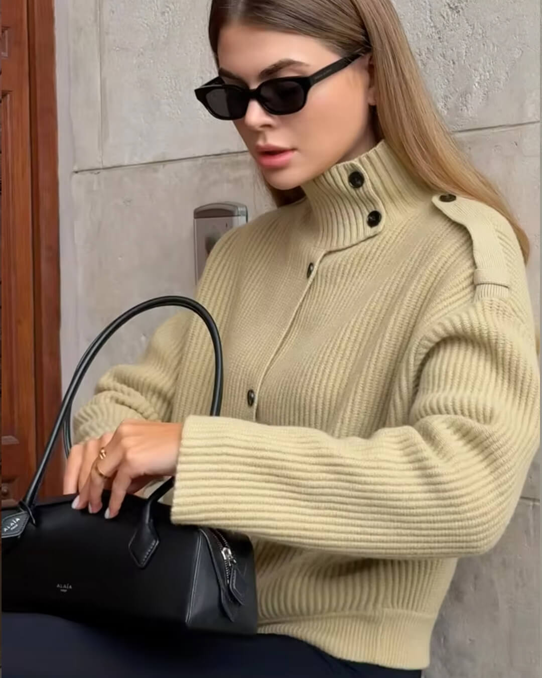 Sandra Cardigan in maglia con collo rialzato