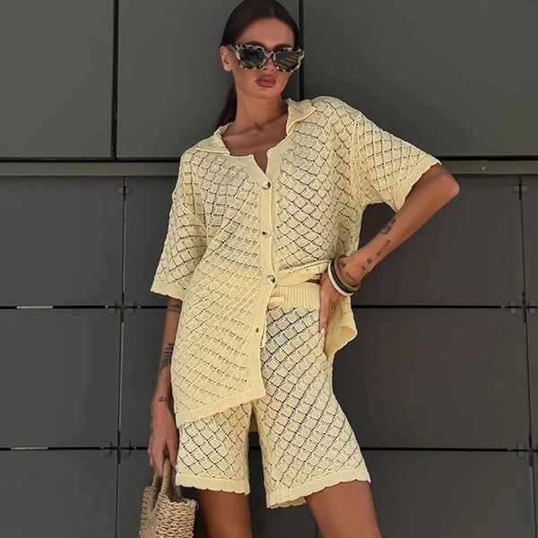 Completo Selene in maglia con cardigan e pantaloncini