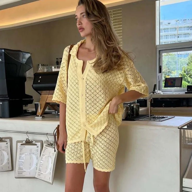 Completo Selene in maglia con cardigan e pantaloncini