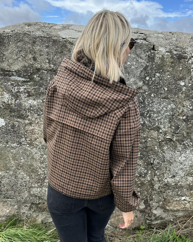 Giacca camicia a quadri con cappuccio Shirley