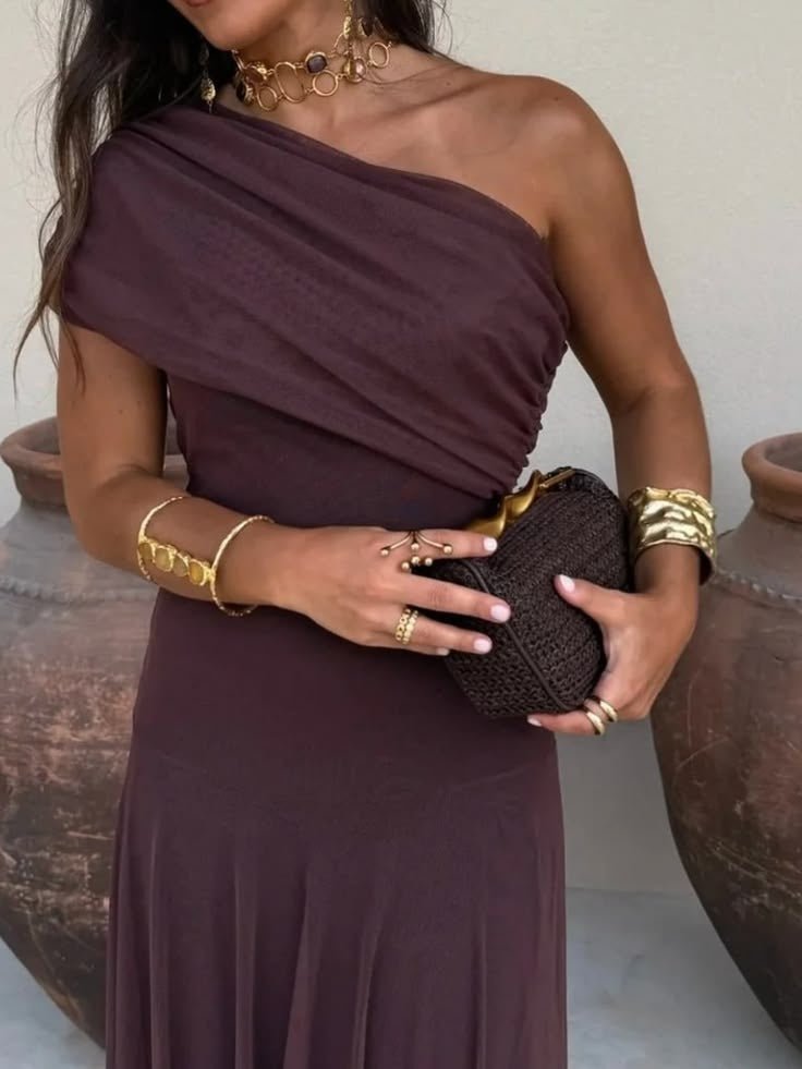 Maxiabito arricciato con spalle scoperte Sienna