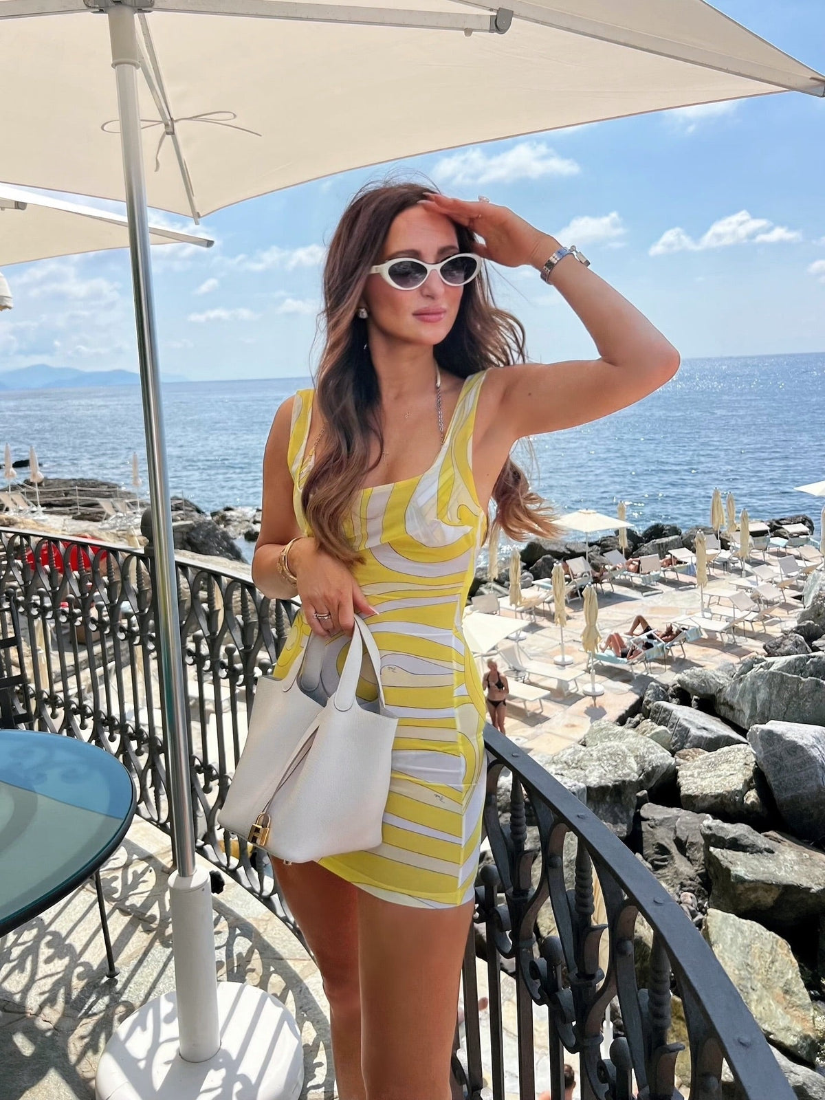 Completo bikini geometrico da 3 pezzi Sophia