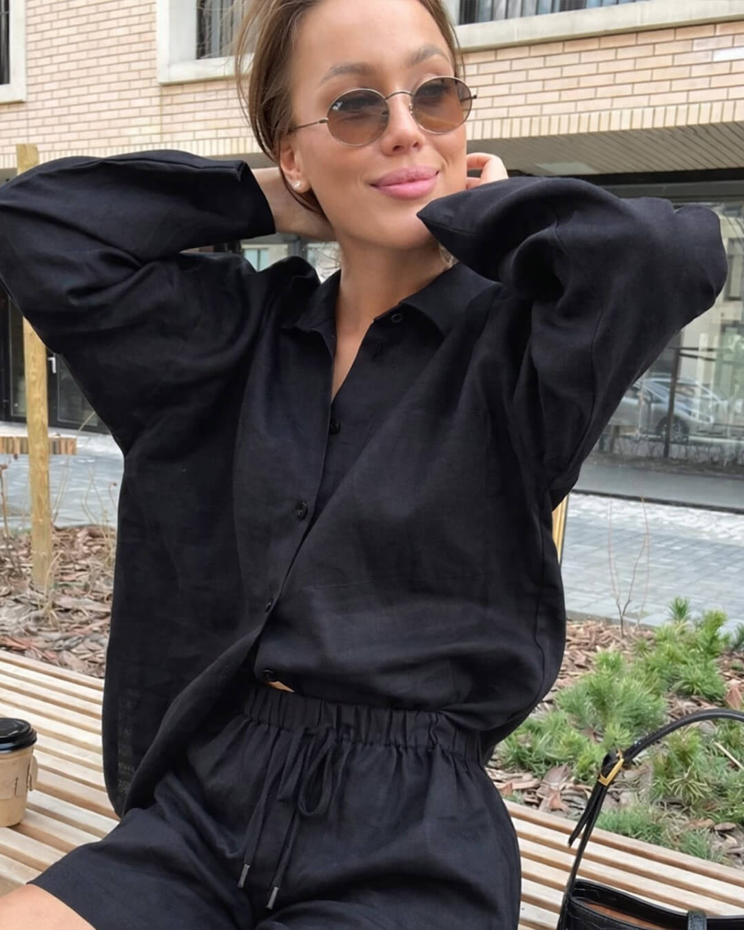 Completo Sophia con camicia abbottonata e pantaloncini con coulisse