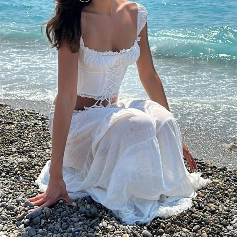 Completo in pizzo a due pezzi con spalle scoperte Sophia