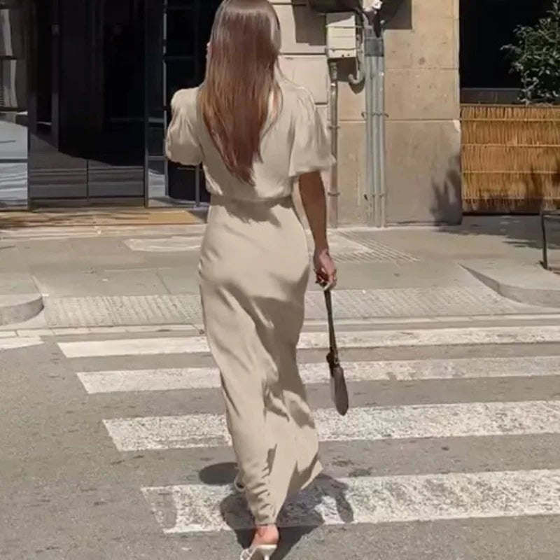 Abito lungo Sophia con maniche a sbuffo e allacciatura