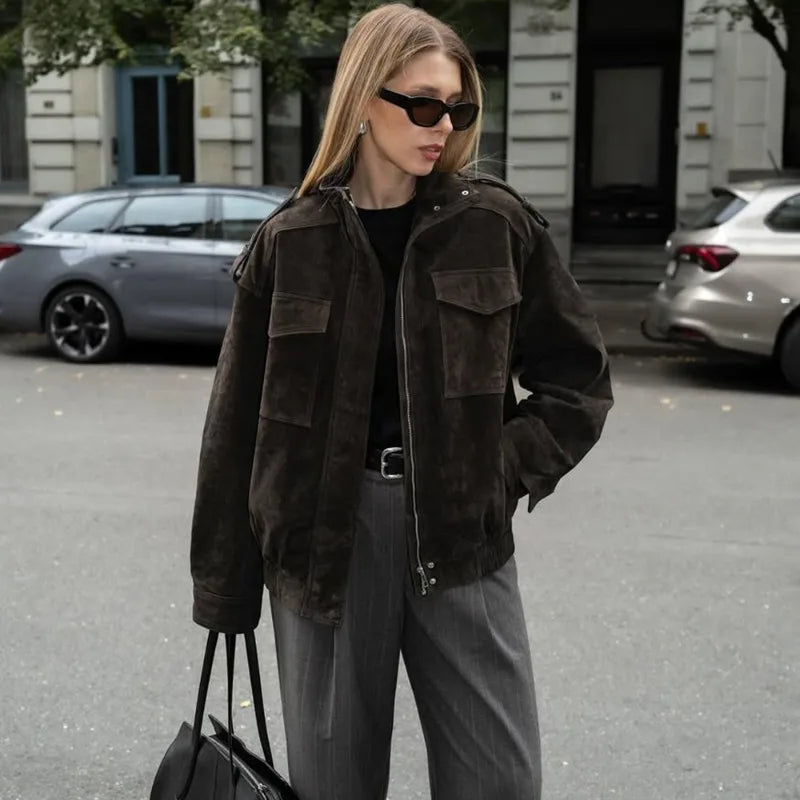 Bomber jacket oversize in camoscio con collo alto