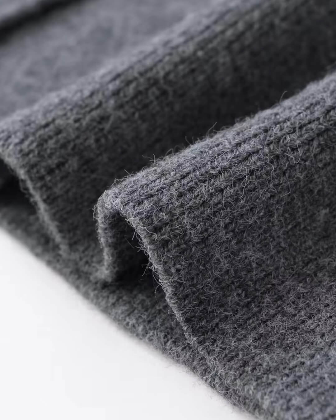 Cardigan con maniche a pipistrello e spacco Suzette
