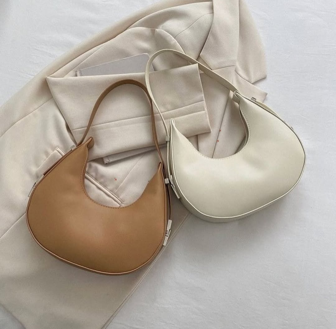 Borsa a spalla in pelle Tyla