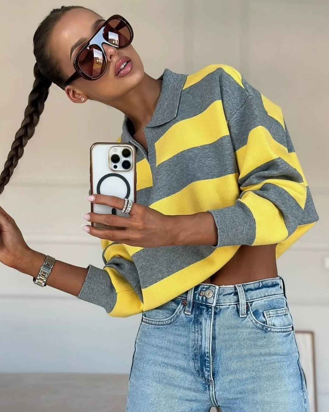 Pullover in maglia a righe con scollo a V Una