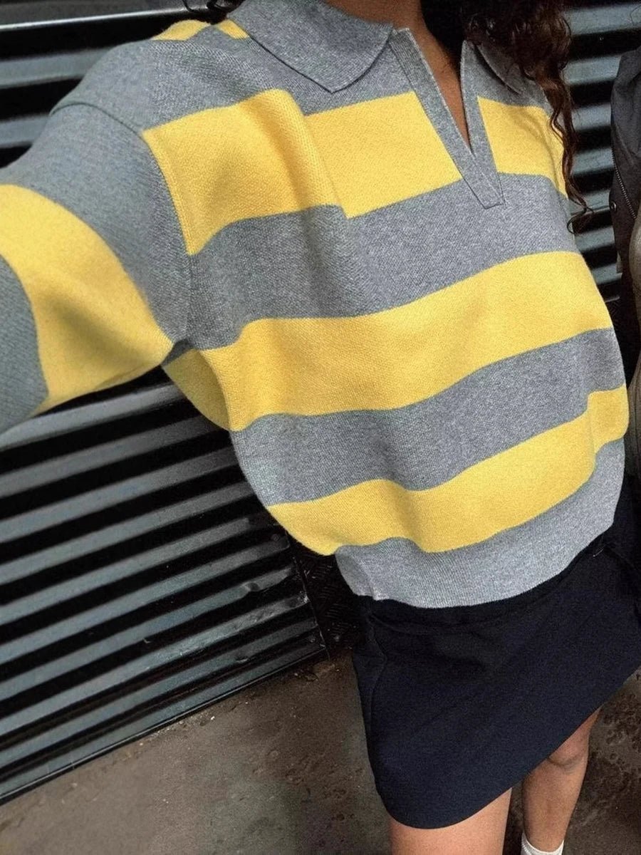 Pullover in maglia a righe con scollo a V Una