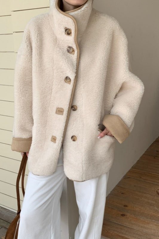 Cappotto in pelliccia sintetica con collo alto Vanya
