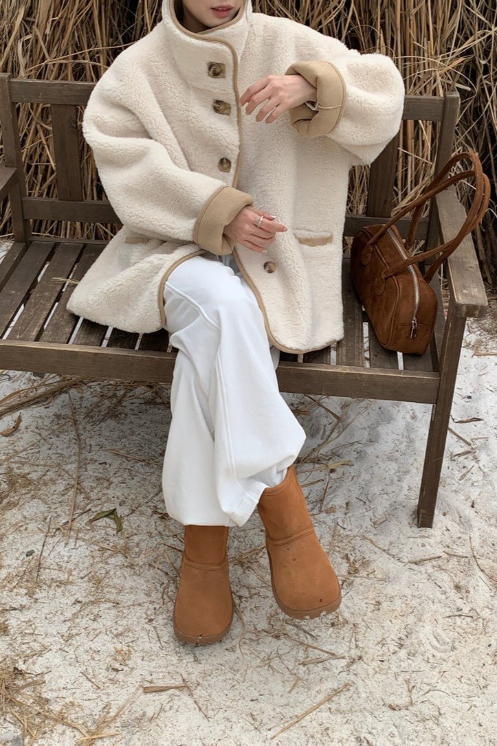Cappotto in pelliccia sintetica con collo alto Vanya