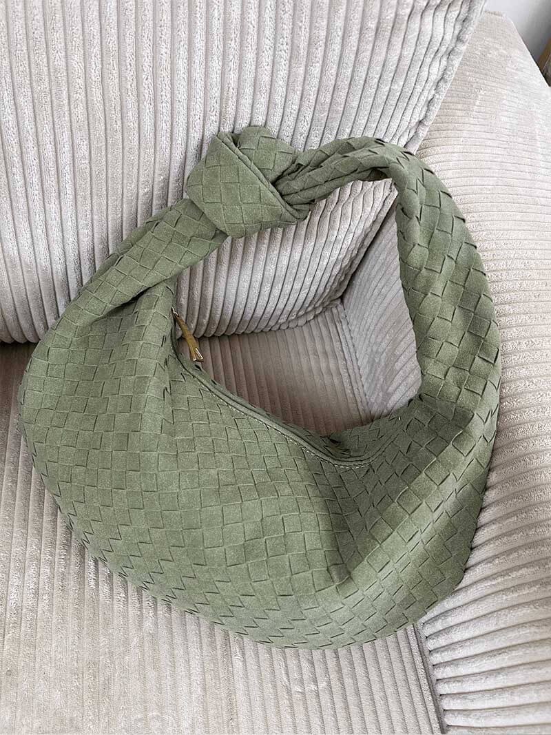 Borsa intrecciata media in camoscio