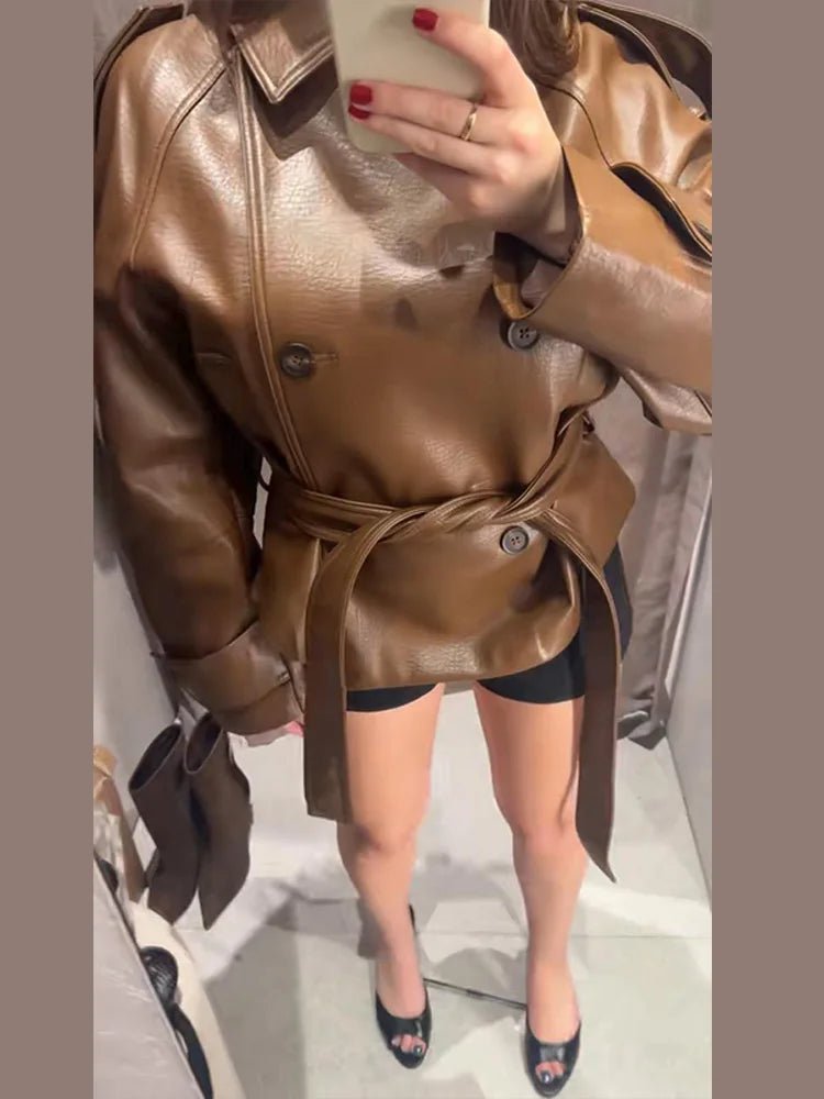 Trench Xylia in ecopelle con cintura