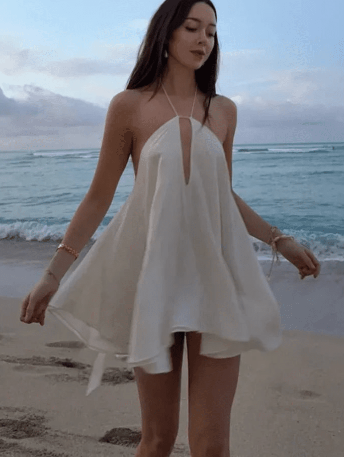 Abito estivo con spalle scoperte e cut-out Zinnia