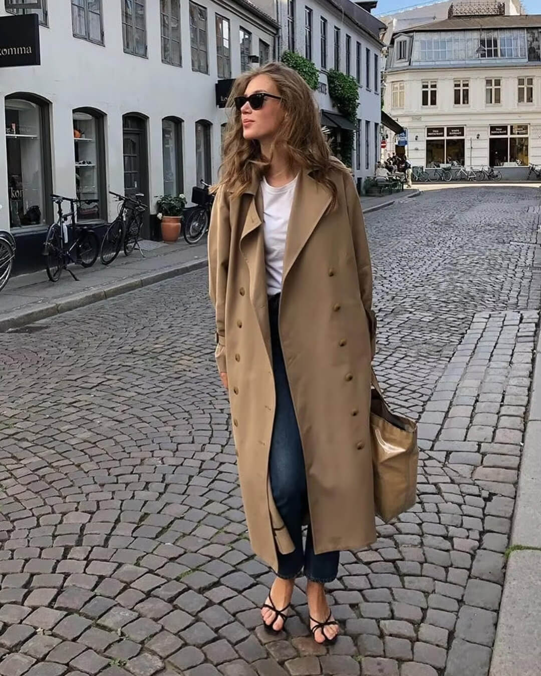 Vera Double-Breasted Trench Coat in beige – styled look